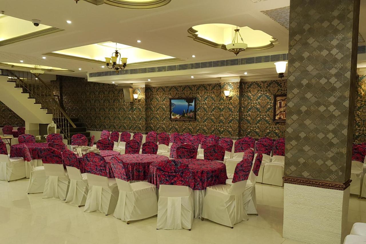 Hotel Posh Chandīgarh Exterior foto